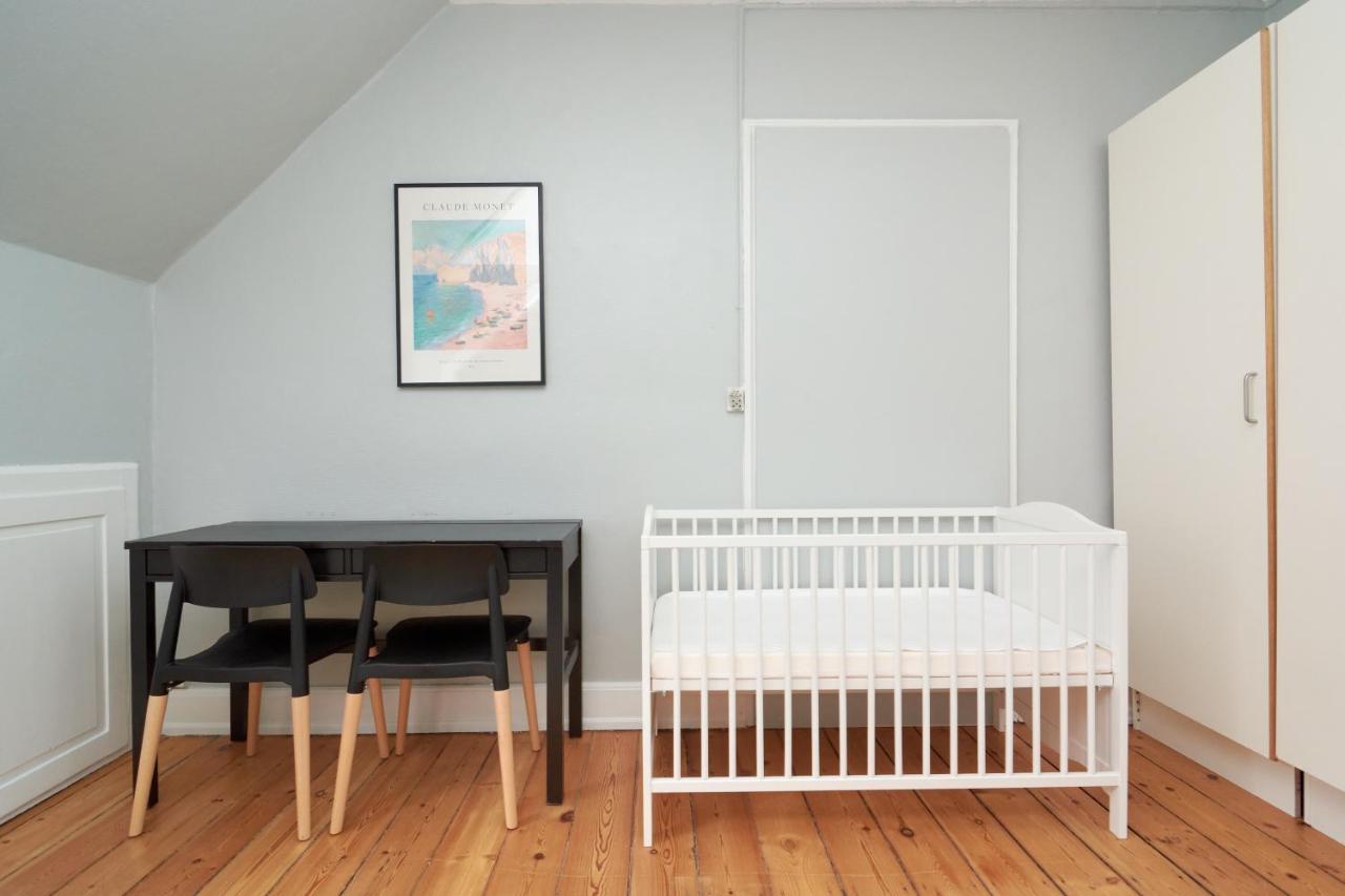 Stylish 5 Person Apartment In Vibrant Urban Area København Ngoại thất bức ảnh